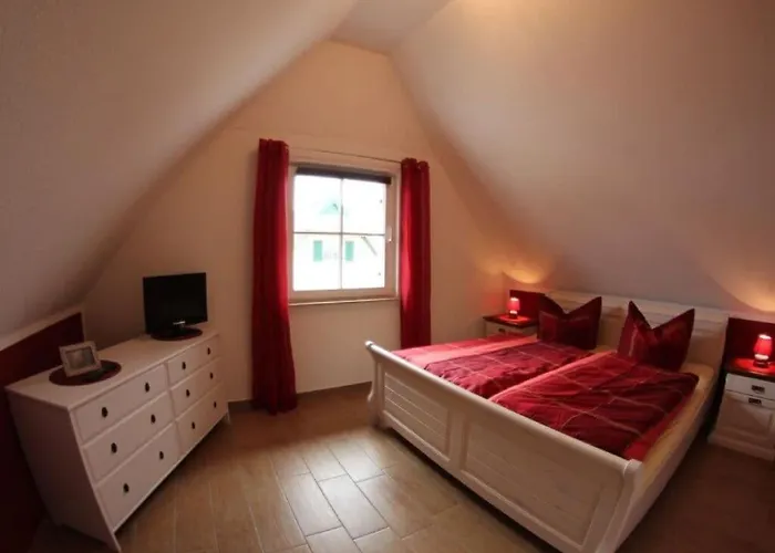 Surfer Modern Retreat